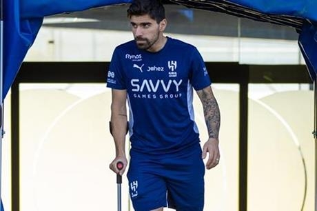 نيفيز يوجه رسائل هامة لجماهير الهلال قبل مواجهة غوانغجو
