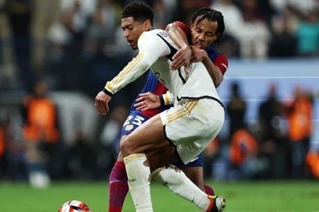 العقوبات المتوقعة على لاعبي ريال مدريد بعد أحداث مباراة برشلونة