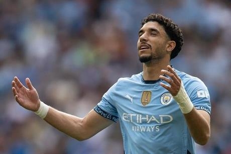 عمر مرموش يقترب من حصد أول لقب مع مانشستر سيتي