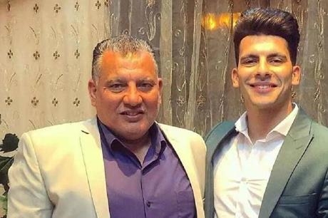 والد "زيزو" يشن هجوما ناريا على إدارة الزمالك
