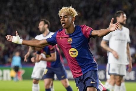 والد يامال: لم تروا 10% من قدراته