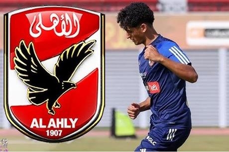 لاعب منتخب مصر يتعرض لحادث سير مروع
