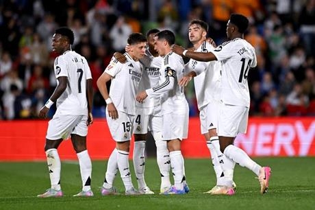 مانشستر يونايتد يعرض 100 مليون لضم نجم ريال مدريد