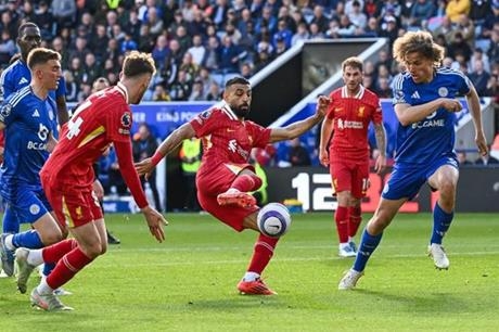 الدوري الإنجليزي يعيد حساباته.. تغيير مفاجئ لتوقيت غلق الميركاتو الصيفي