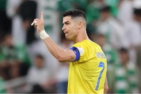 الدعيع: النصر سيفوز بالبطولات إذا رحل رونالدو