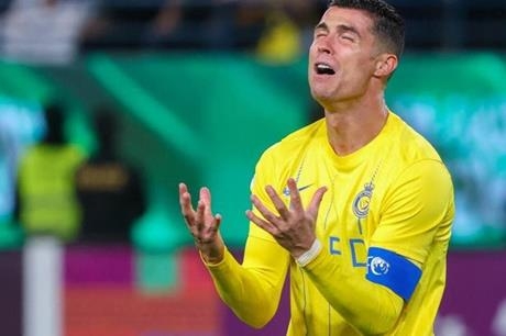 شروط مثيرة من الهلال لضم رونالدو