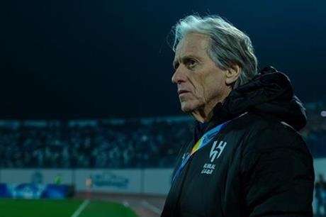 تكلفة إقالة جيسوس من تدريب الهلال.. صدمة مالية للبرتغالي