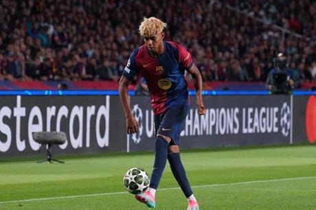 كم تبلغ ثروة نجم برشلونة لامين جمال؟