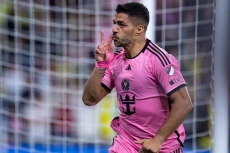 سواريز يكسر صيامه.. وميسي يقود إنتر ميامي لانتصار كبير