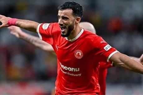 قبل موقعة مانشستر سيتي.. أزمة التأشيرة تبعد السومة عن الوداد في مونديال الأندية
