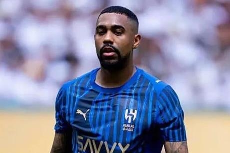 عرض ضخم من ناد سعودي يهدد مسيرة مالكوم مع الهلال .. "كواليس نارية"