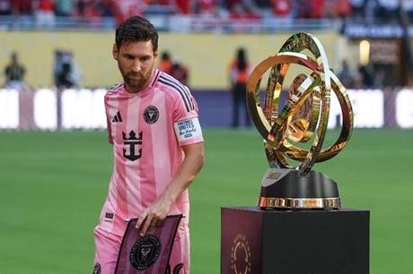 تفاصيل العرض السعودي لضم ميسي