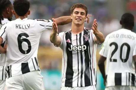 عملاق الدوري الإنجليزي يحسم التعاقد مع ثنائي يوفنتوس
