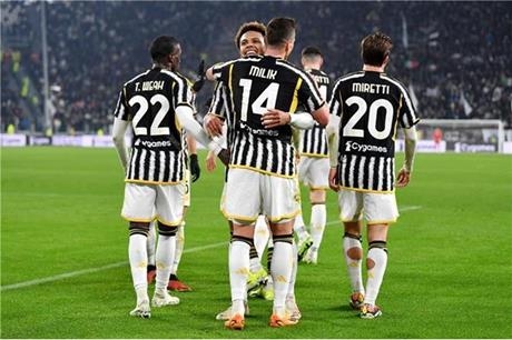 ثنائي يوفنتوس يرفض الرحيل إلى الدوري الإنجليزي