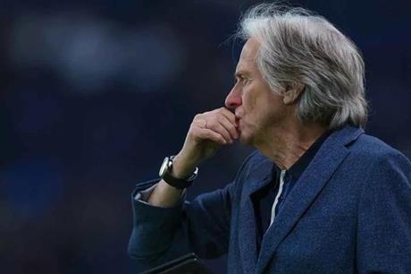من هو الشخص المسؤول عن إقناع النصر السعودي بالتعاقد مع جيسوس؟