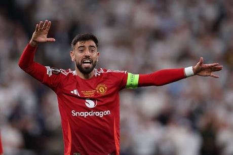 برونو يوضح سبب رفضه عرض الهلال السعودي "الخيالي"