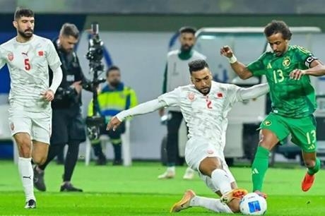 غياب يربك حسابات البحرين قبل المواجهة الحاسمة أمام السعودية