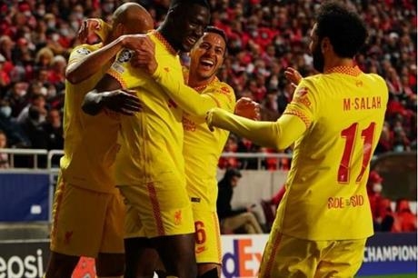 لاعب ليفربول يرشح ديمبلي للكرة الذهبية