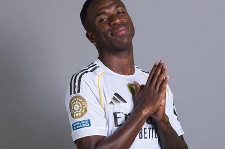 فرصة الدوري السعودي.. ريال مدريد يعلق تجديد عقد فينيسيوس