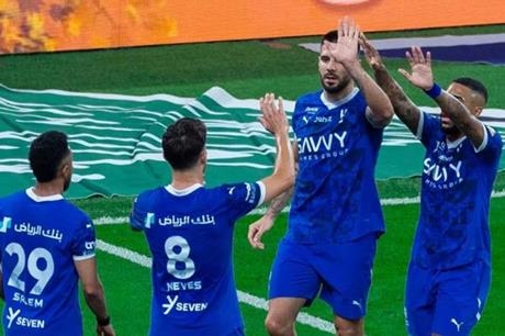 الهلال يستهدف التعاقد مع "صخرة" الدوري الإيطالي في الميركاتو .. تحركات سرية