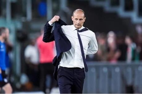 أليجري: نابولي المرشح للقب الدوري الإيطالي أليجري