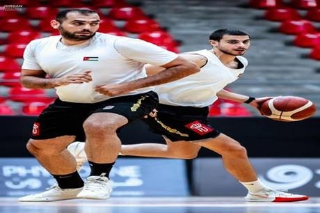 12 لاعبا في قائمة المنتخب الوطني لنهائيات كأس آسيا لكرة السلة
