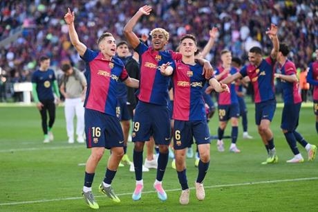 كامب نو يخلق صداعا لبرشلونة