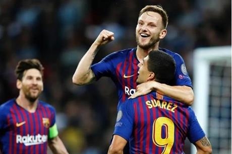 راكيتيتش يودع الملاعب ويتحول إلى مدير رياضي