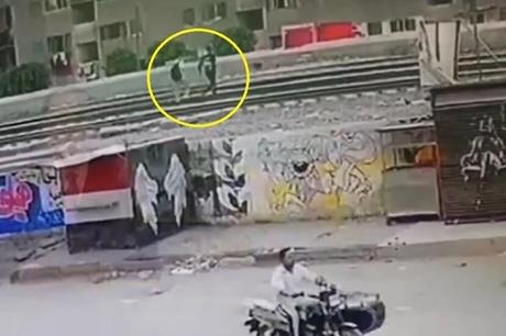 عاجل : مصرع لاعب مصري شاب تحت عجلات قطار سريع