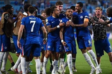 تشيلسي يُقحم نكونكو لضم لاعب برشلونة السابق