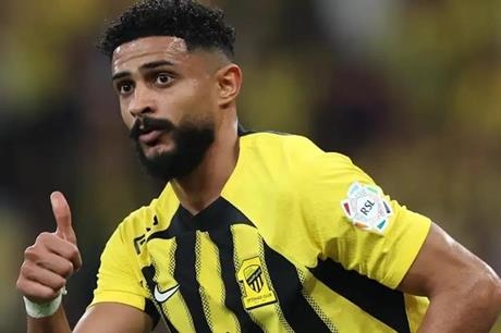 الاتحاد يحسم موقفه من التعاقد مع مدافع النصر