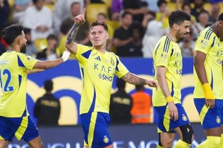 لاعب برشلونة الإسباني "يجحفل" النصر في الميركاتو الصيفي .. صدمة داخل الأول بارك