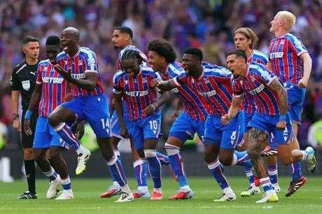 كريستال بالاس يهاجم يويفا بعد إقصائه من الدوري الأوروبي
