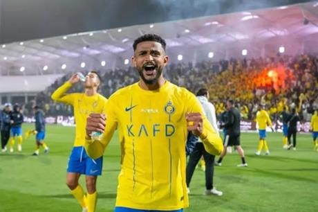 الصفقة الكبرى في دوري روشن .."70 مليون من القادسية إلى النصر"