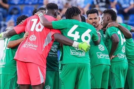 ورطة يايسله.. غياب 3 لاعبين عن كلاسيكو الأهلي والنصر في دوري روشن