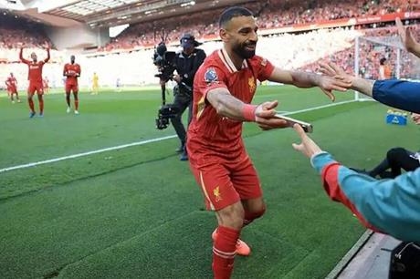 "جعلتنا نضحك".. محمد صلاح يودع نجم الهلال السعودي الجديد