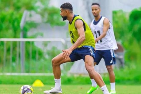 "ضربة موجعة وبديل سحري".. النصر يتلقى مفاجأة مزدوجة قبل لقاء الاتحاد في السوبر