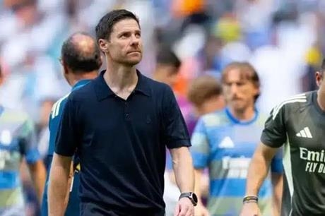 جماهير ريال مدريد تضغط على ألونسو لمنح الدينامو فرصة أكبر