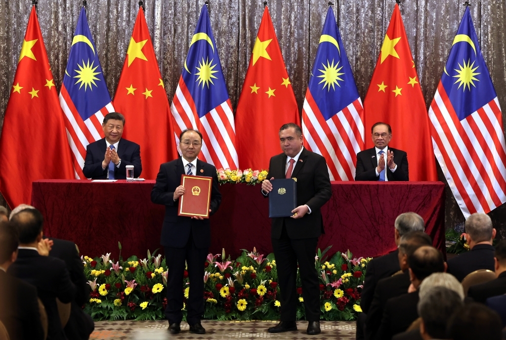Loke: Royal Selangor plaque for Xi was personal, not an official gift