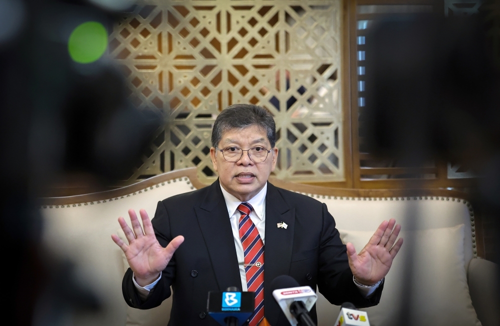 Time for new laws to curb AI-fuelled defamation, says Dewan Rakyat Speaker