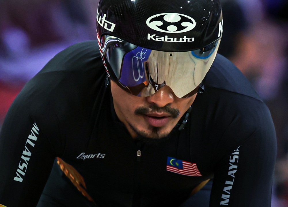 Azizulhasni Awang postpones retirement, eyes historic comeback by 2026 Asian Games
