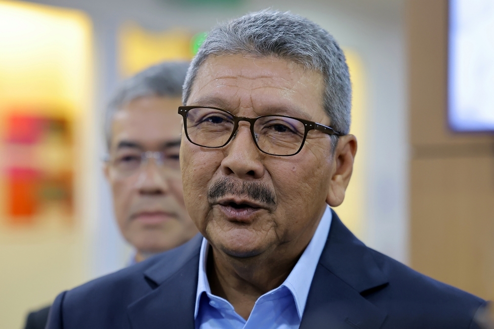 Public Service DG tells civil servants to ‘be more cautious' after Education Ministry's flag gaffe