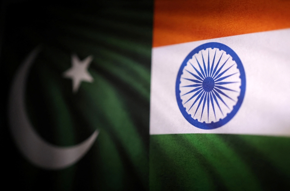Troops exchange fire in Kashmir as relations between India and Pakistan deteriorate