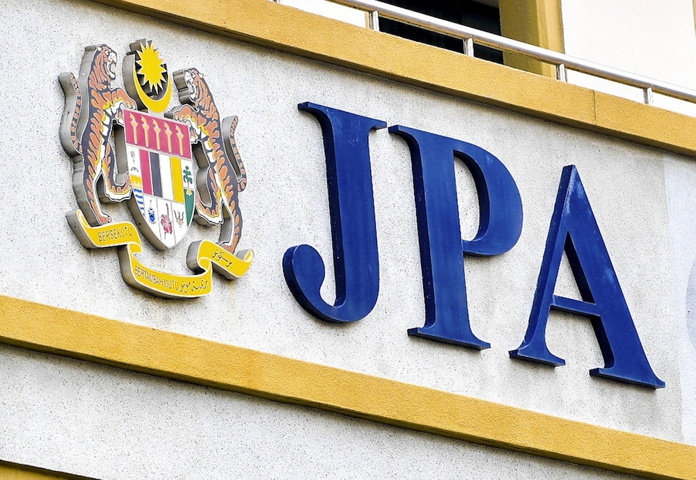 Madani govt introduces merit-based JPA sponsorships with loan reductions for top students starting June
