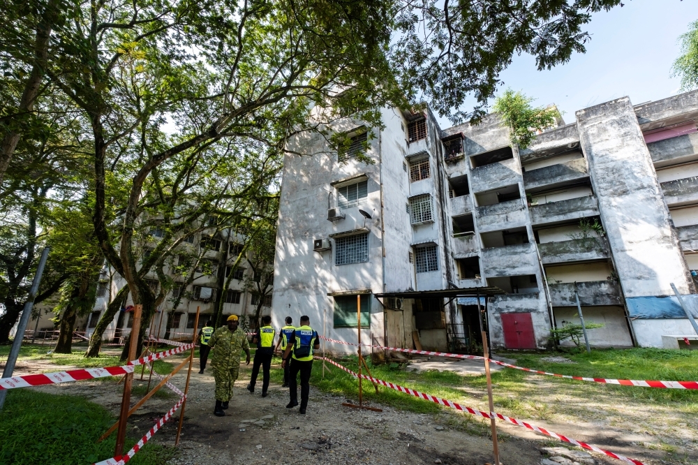 ‘Don't just stay in your bungalows': Nga dares critics of URA to experience urban poor's struggles, offers free rental in dilapidated flats