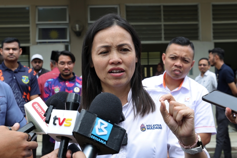 Only trust .gov.my sites for Sumbangan Tunai Rahmah updates, Teo warns as scam links spread