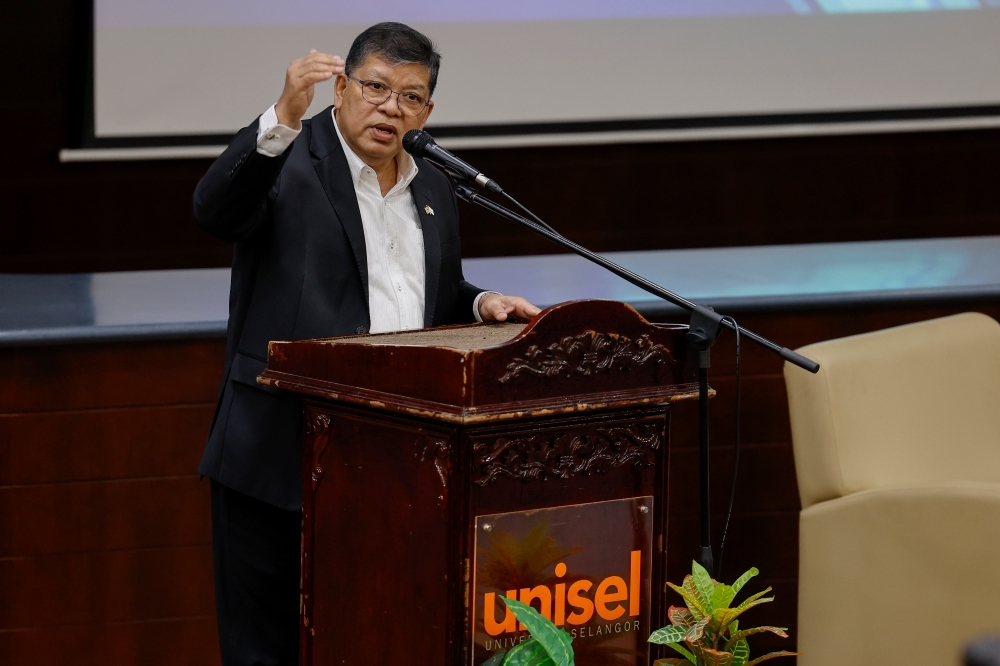 Dewan Rakyat Speaker: Reforms underway to strengthen parliamentary service