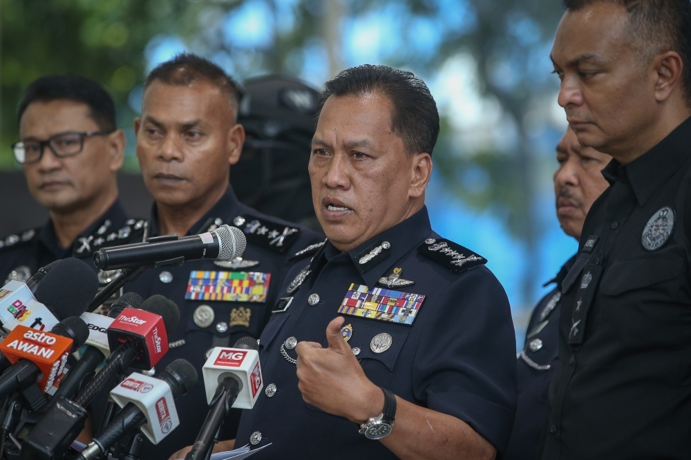 KL cops say MACC witness Pamela Ling believed to be still alive and in Malaysia, abduction involved five cars with cloned plates