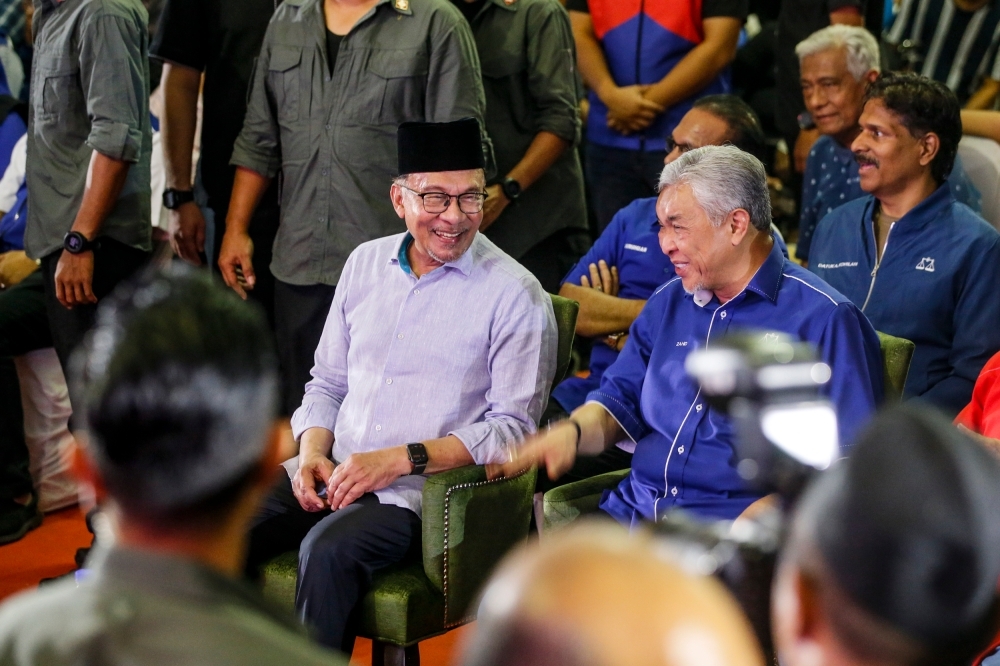 Pakatan, BN to team up for Sabah polls; seat talks to be jointly decided