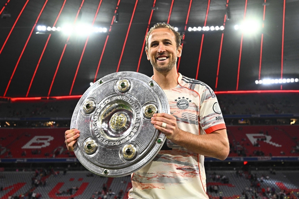 Kane tastes first title as champions Bayern bid farewell to Mueller